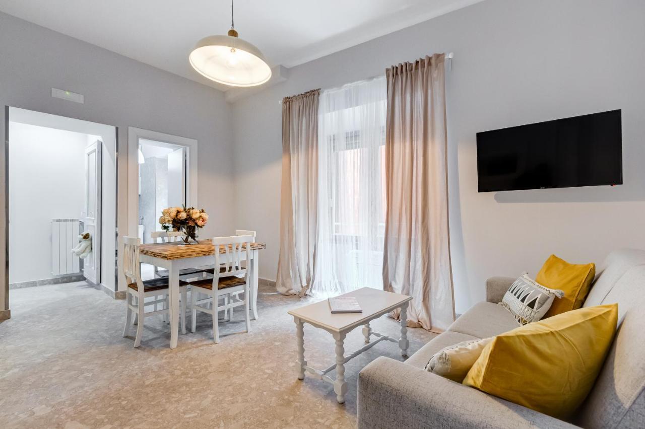 Trevi Fountain - Shabby - Romedreamhome Bagian luar foto
